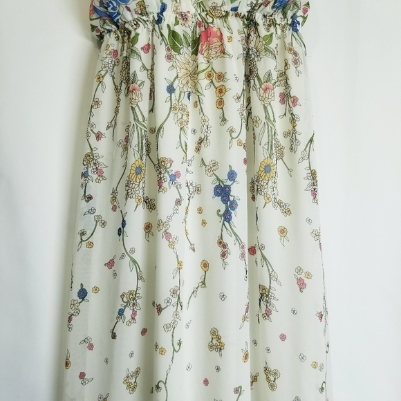 Gorgeous Mon Ami USA Long Floral Dress Medium halter like neck deep v neck maxi - Picture 7 of 16